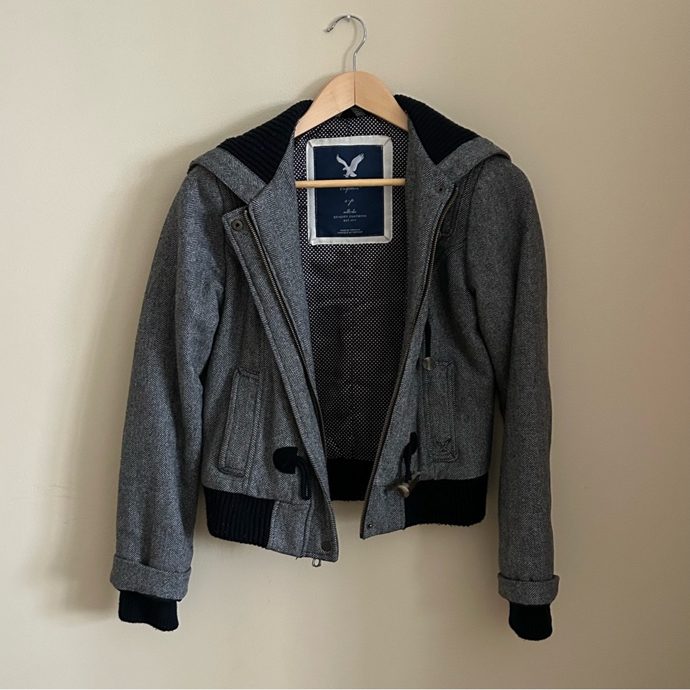 American Eagle Outfitters Gray Black Zip Up Outerwear Button Jacket